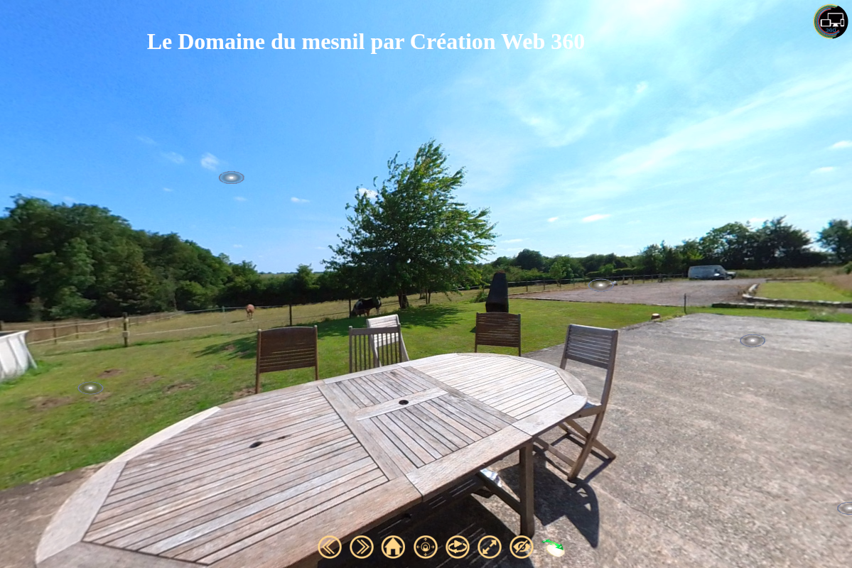 Terrasse et jardin du gîte du Domaine du Mesnil à Montérolier, vue 360°