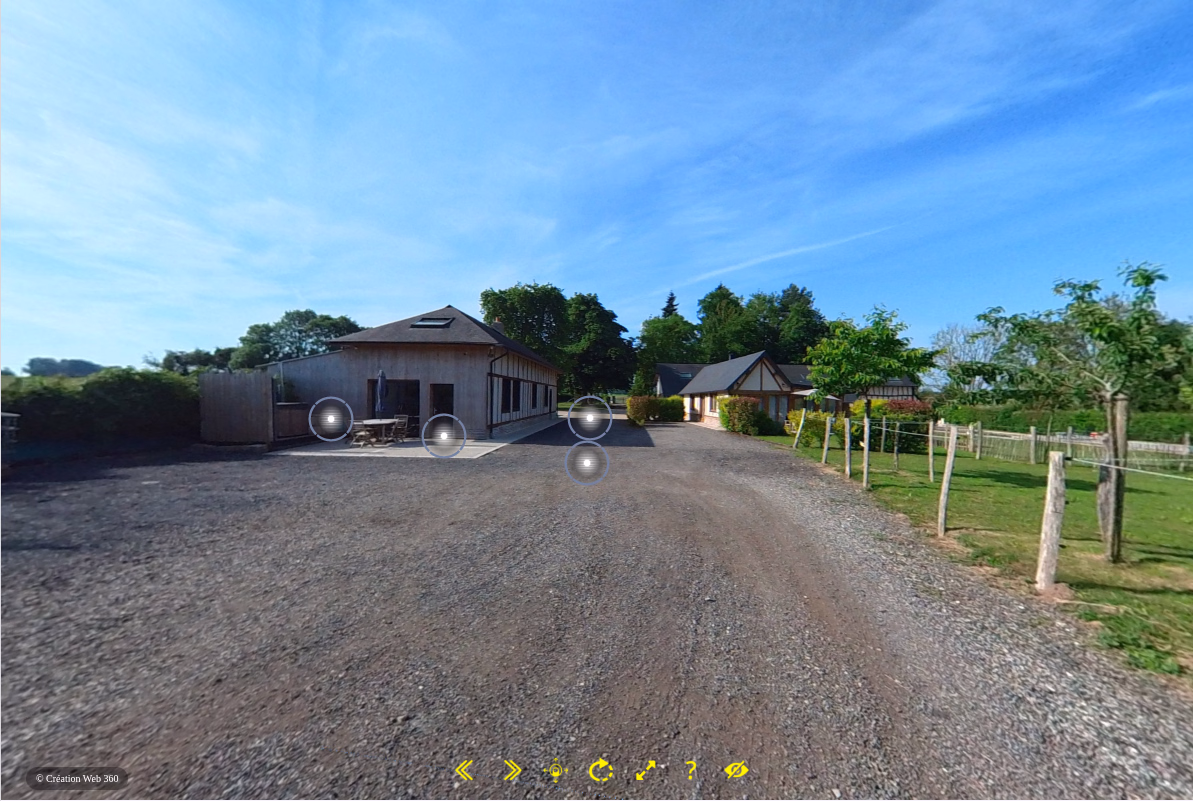 Allée d'accès au gîte Mirabelle à Saint-Saëns, vue 360°